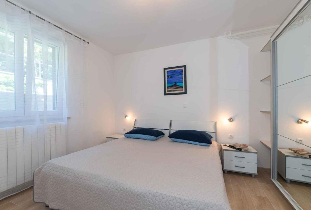 Apartments In Ravni/Istrien 30383 Екстериор снимка
