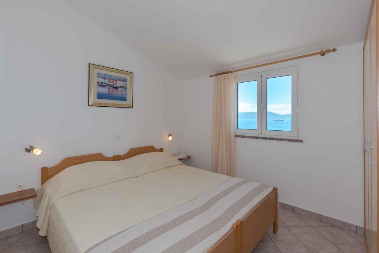 Apartments In Ravni/Istrien 30383 Екстериор снимка